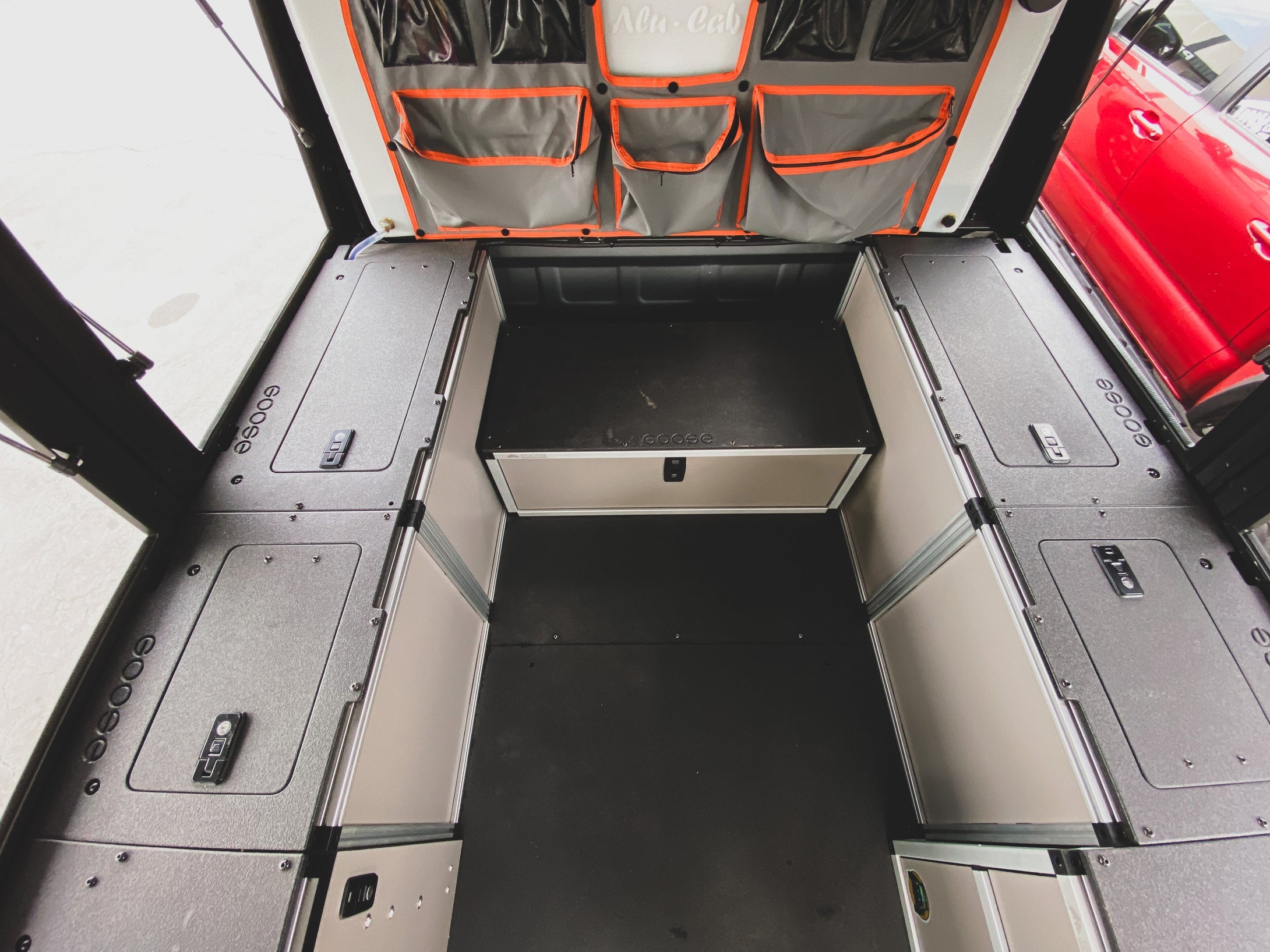 Alu-Cab Alu-Cabin Toyota Tundra 2014-2020 2.5 Gen. - Front Utility Module - 6'5