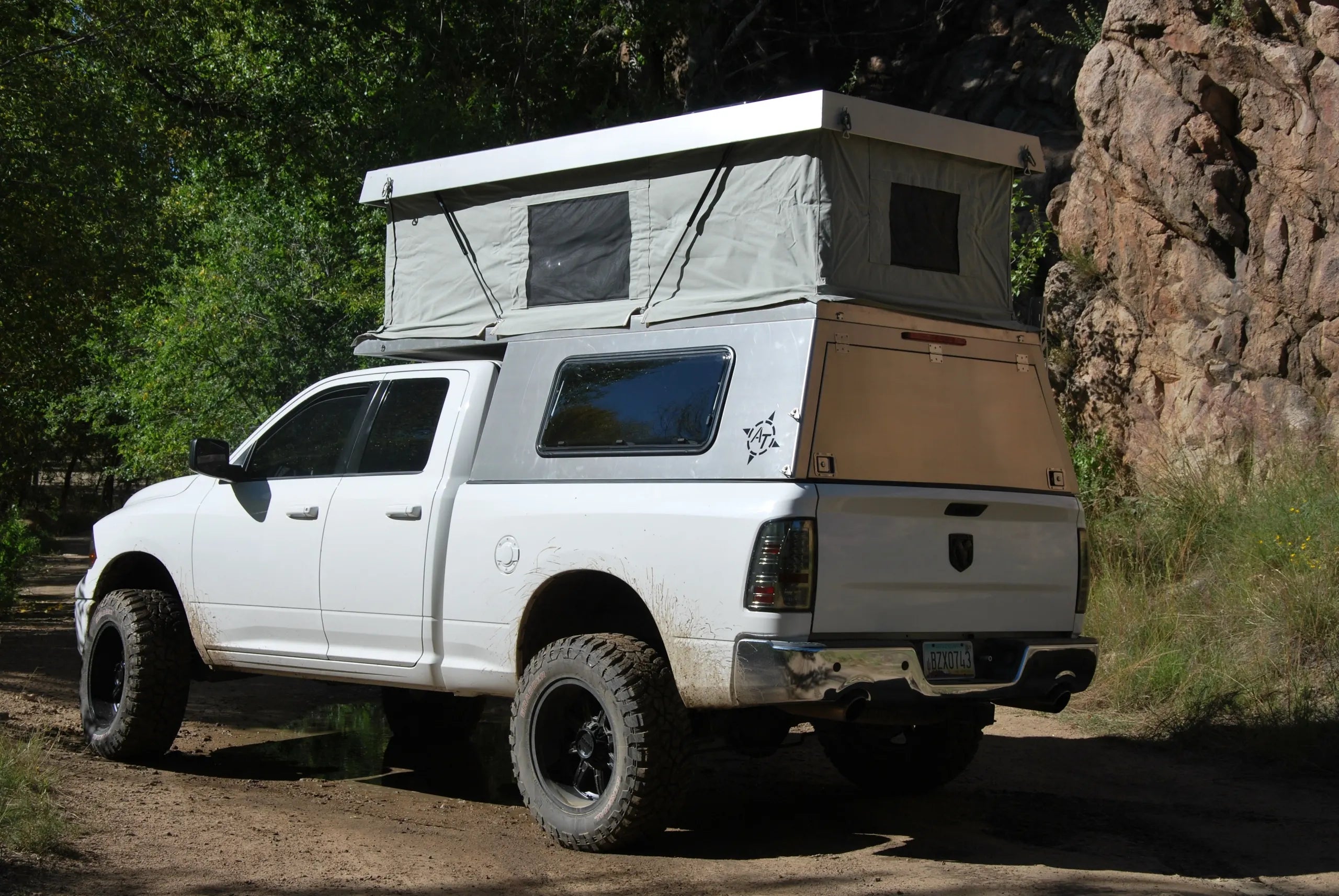 AT OVERLAND  -  Atlas Truck Camper *Deposit*